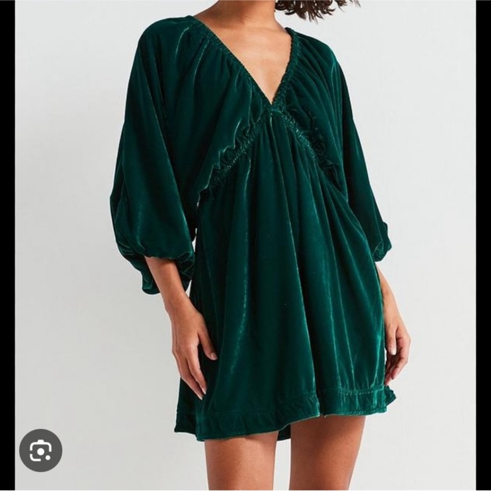NEW FREE PEOPLE portia velvet mini dress in uncut emerald Size XS - Picture 2 of 16